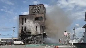 火災現場は石川県白山市倉光 飲食店「軍鶏屋」